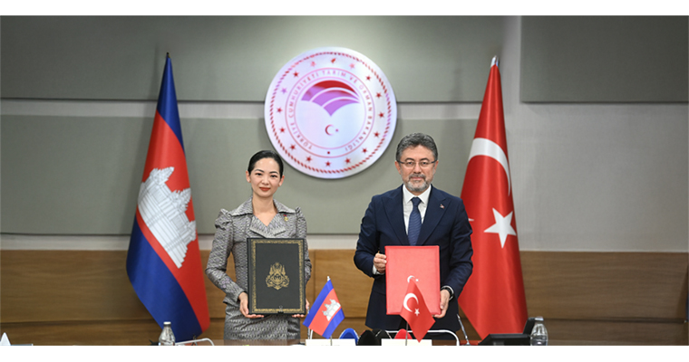 <h1>BAKAN YUMAKLI: ''TÜRKİYE VE KAMBOÇYA, İŞ BİRLİĞİNE DAYALI PROJELER GELİŞTİRMEYİ HEDEFLİYOR''</h1>