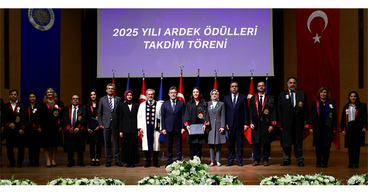 <h1>BAKAN YUMAKLI: ''11 KASIM'DA BÜTÜN VATANDAŞLARIMIZLA BİRLİKTE FİDAN DİKECEĞİZ''</h1>