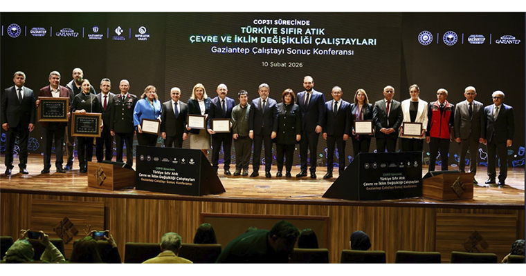 <h1>BAKAN YUMAKLI, GAZİANTEP'TE ''SIFIR ATIK ÇALIŞTAYI SONUÇ KONFERANSI''NA KATILDI</h1>