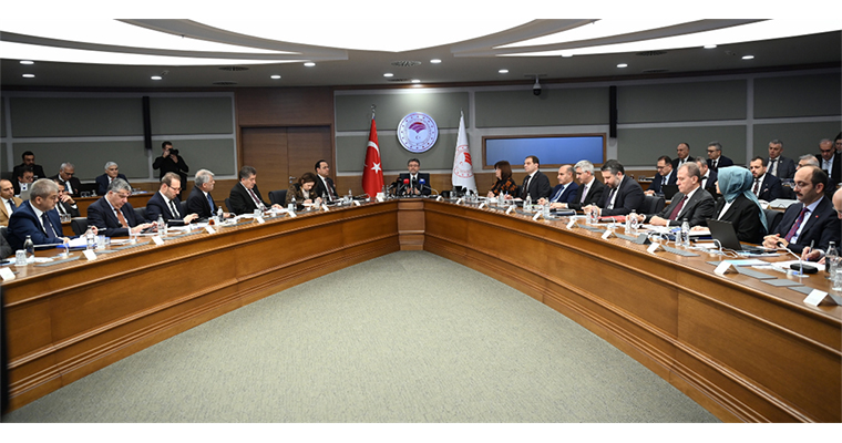 <h1>BAKAN YUMAKLI: “SU KANUNU’NUN 2026’DA YASALAŞMASINI DİLİYORUZ”</h1>