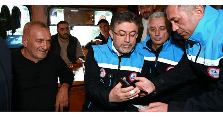 <h1>BAKAN YUMAKLI, İSTANBUL BOĞAZI’NDA BALIKÇILIK DENETİMİNE KATILDI</h1>